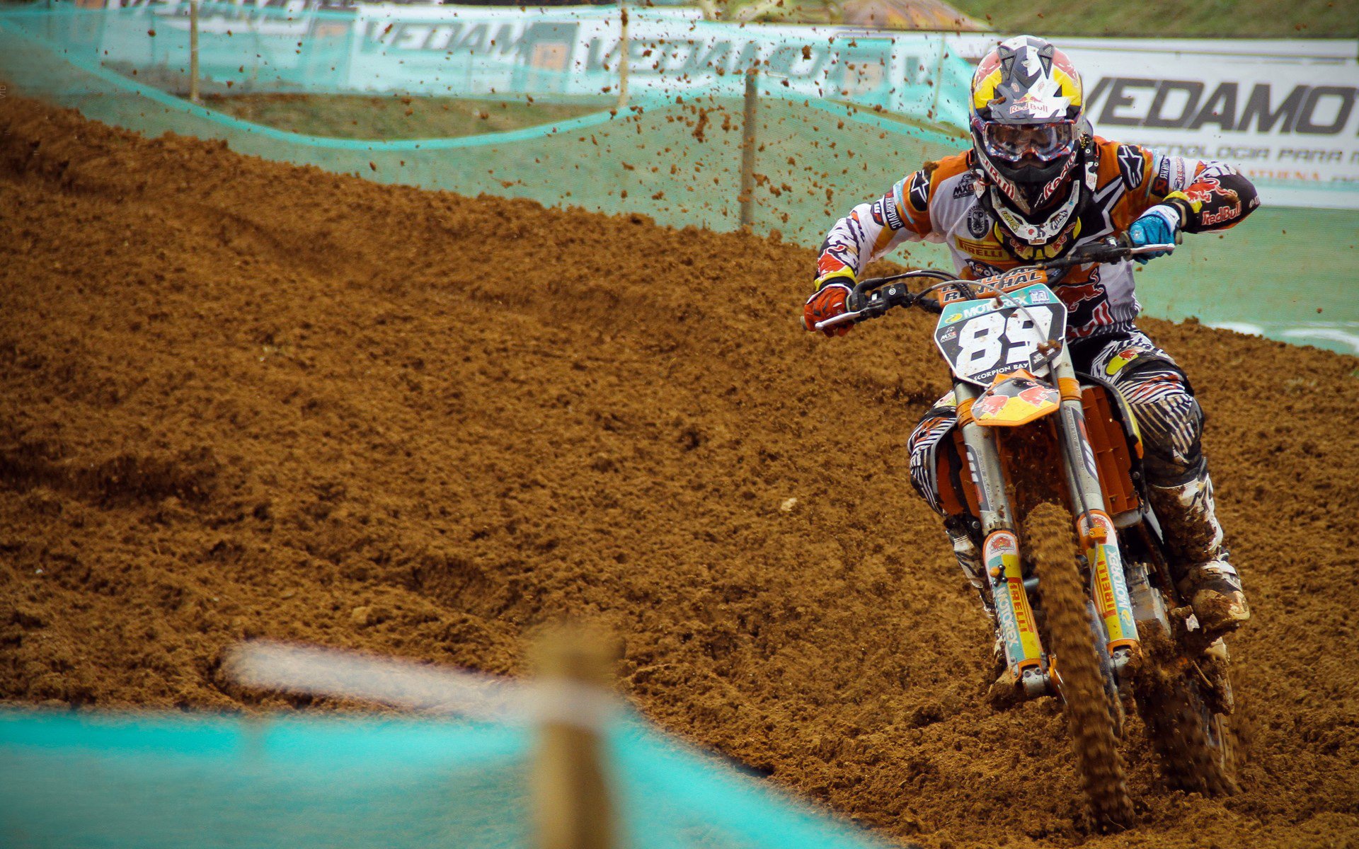 欧冠“闪耀之夜”:那些令人屏息的明星表现