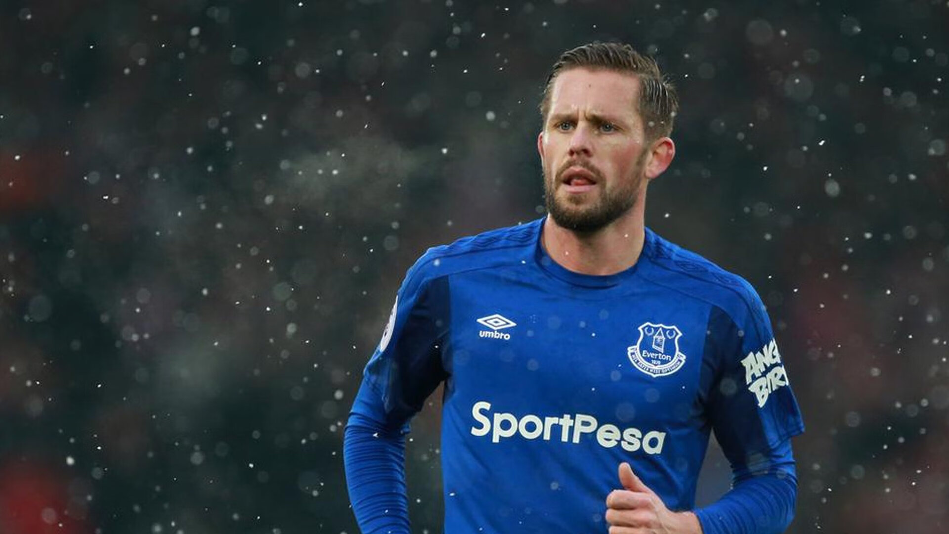 开云真人娱乐官网-职业运动员的日常：训练与比赛双重挑战，职业运动员vs业余